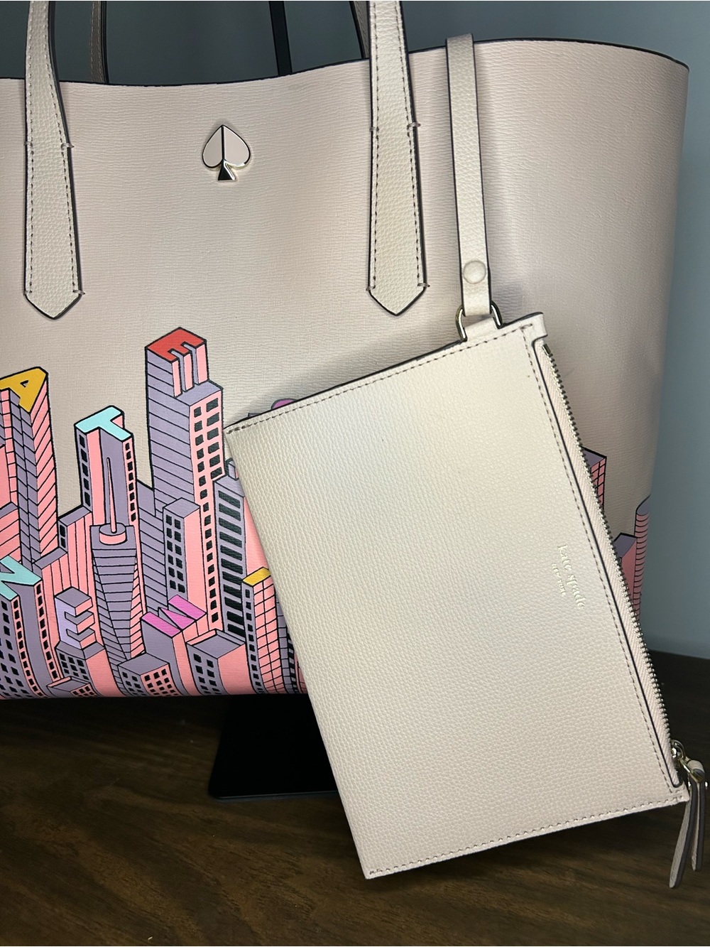 Kate Spade City Skyline Large Tote Bag Pink NYC Print Matching Pouch - Picture 5 of 16